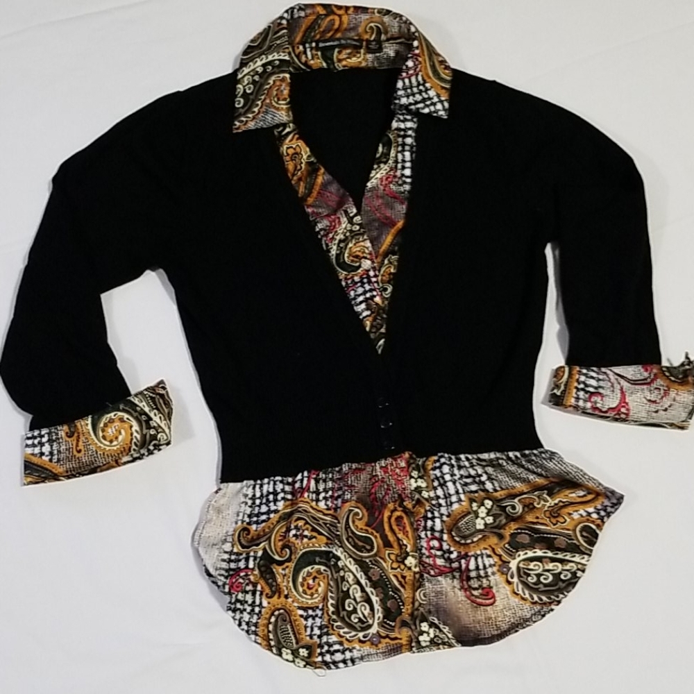 Essentials by Milano sweater top.